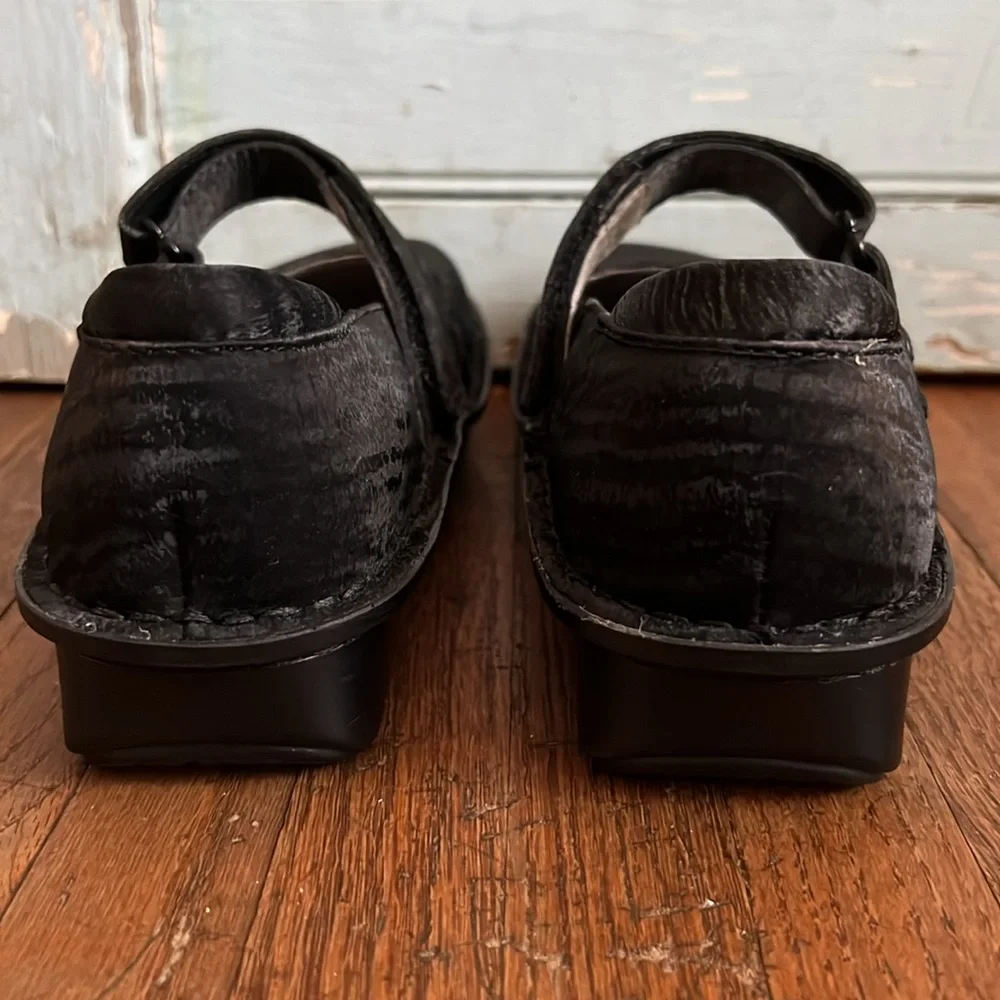 Women’s Alegria Leather/Suede Zebra Mary Jane Shoes - Picture 3 of 9